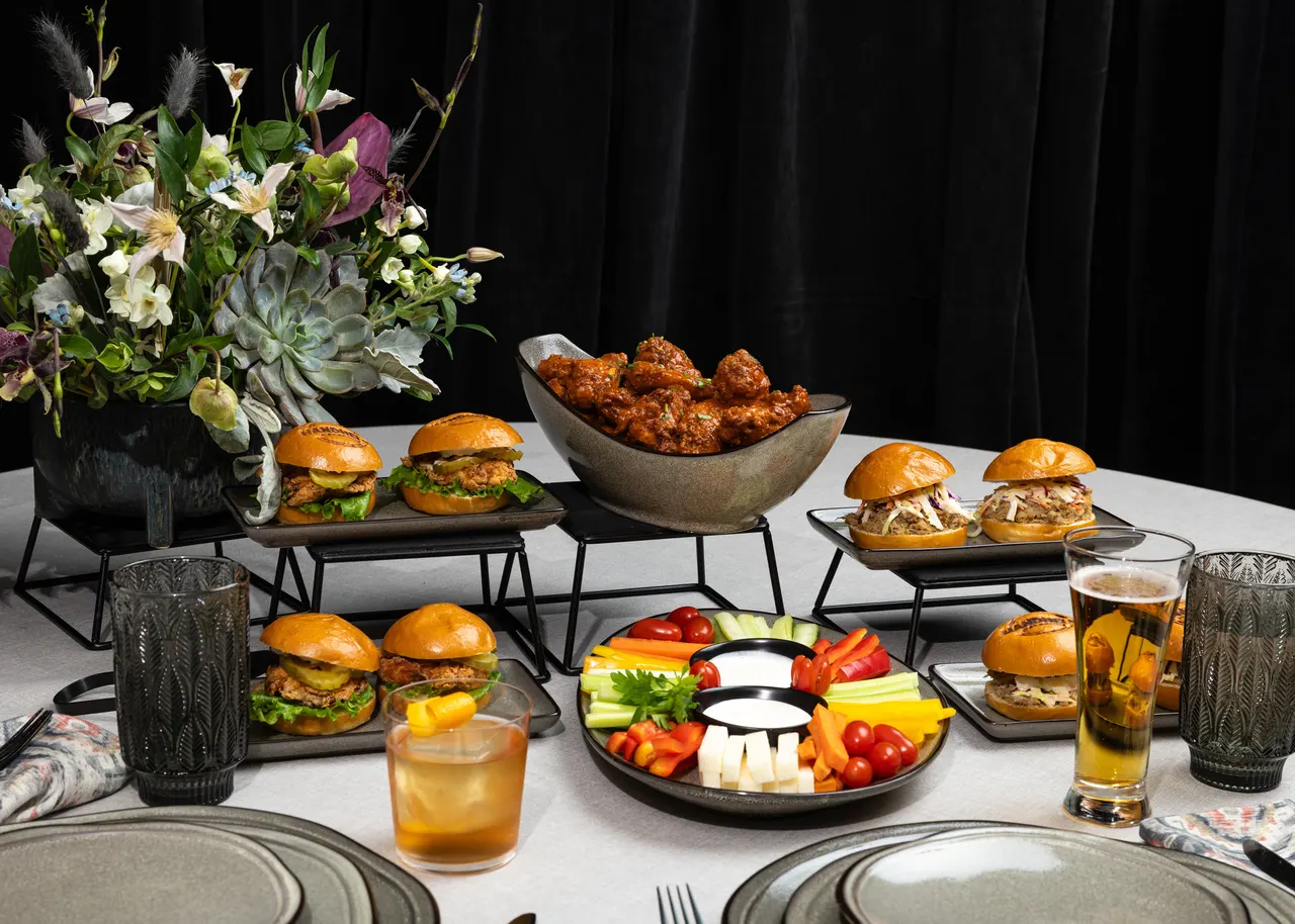A staged banquet table shot for Handheld Catering, Santa Clara